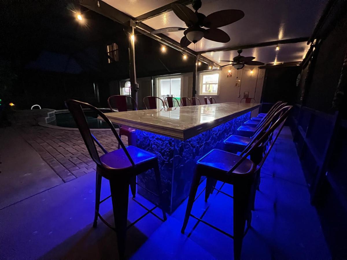 הוילה Frontenac Poolside Cocoa Oasis W/ Tiki Bar! מראה חיצוני תמונה